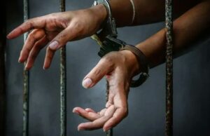 17 residentes de Amritsar muertos en medio de la tragedia de hooch; Nueve arrestados Hooch tragedy in Amritsar leaves 17 dead; nine arrested