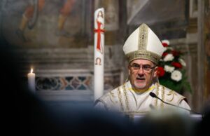 En el Medio Oriente, Cardinal ha mostrado inteligencia política, el corazón del pastor In Middle East, cardinal has shown political savvy, pastor’s heart