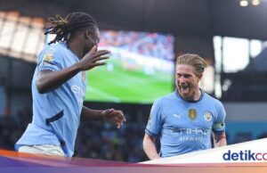 Docu ya no podrá estropear a De Bruyne en Man City la próxima temporada Doku Takkan Bisa Lagi Manjakan De Bruyne di Man City Musim Depan