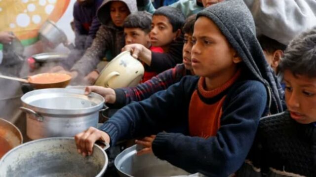 Warga Gaza Terancam Kelaparan Massal, Buntut Israel Blokir Seluruh Pasokan Makan