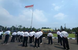 Komnas Ham llama a la política de Dedi Mulyadi, los estudiantes de los estudiantes ‘traviesos’ en el ejército están equivocados Sebanyak 39 siswa SMP nakal di Purwakarta dimasukan ke barak militer