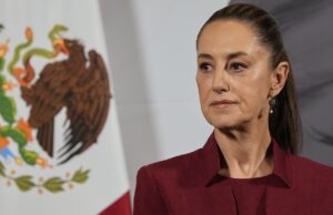 La presidenta de México dice que rechazó el plan de Trump de enviar tropas estadounidenses a través de la frontera Mexico's president says she rejected Trump's plan to send US troops across the border