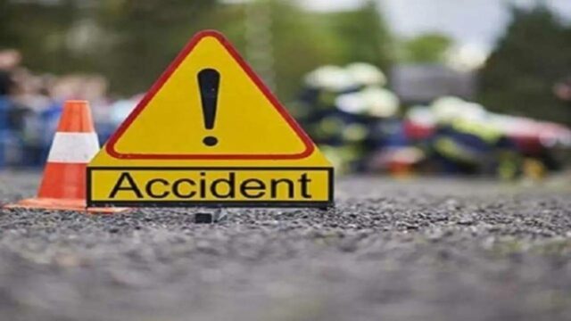 Duo on way to their home killed after their bike crashes into parked tempo in Mumbai's Vile Parle