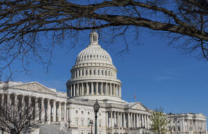El caos en el Partido Republicano de la Cámara de Representantes amenaza el «gran y hermoso proyecto de ley» de Trump « FILE - The Capitol is seen in Washington, March 25, 2025. (AP Photo/J. Scott Applewhite, File)