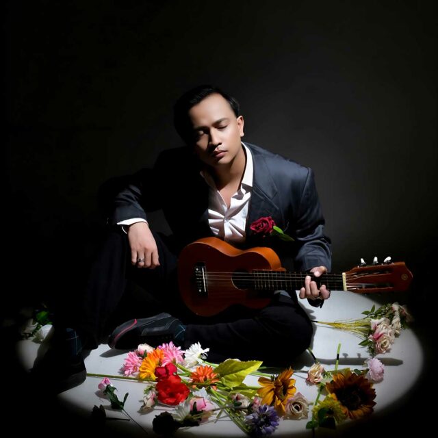 Rock Melankolis, "Ratu Jiwaku" Tunjukkan Transformasi Emosional Christian Kartono - Musicoloid News