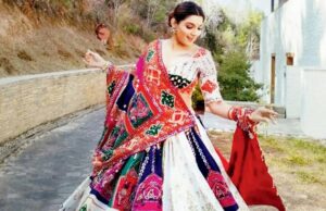 Navratri 2024: Colores del festival y su significado Navratri 2024: Day-wise colours of festival and their significance