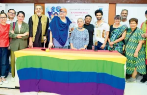 La comunidad LGBTQ merece espacios propios LGBTQ community deserves spaces of its own