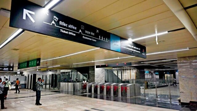 Mobile phones go blank on Mumbai Metro Aqua Line, advisory issued for ticket purchase
