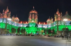 El CSMT de Mumbai se ilumina en Tricolor para marcar el éxito de la Operación Sindoor Mumbai: CSMT illuminates in tricolour to celebrate success of Operation Sindoor