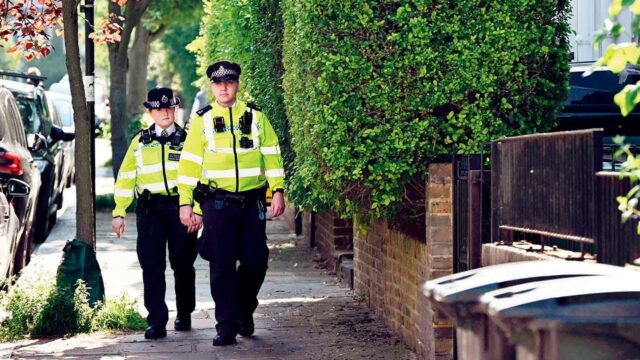 UK: Man arrested for arson at PM Starmer’s home