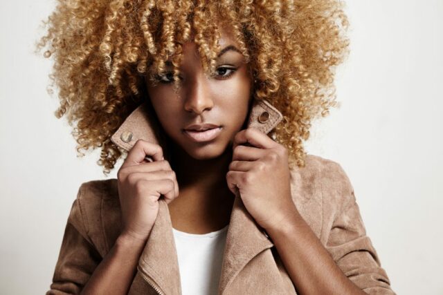 7 Tips For Coloring Natural Curls Without Ruining Them