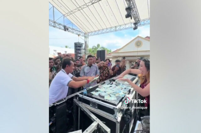Heboh! Anggota DPRD Lampung Utara Terekam Joget hingga Sawer DJ
