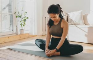 Movimiento como medicina: ejercicios diarios simples para apoyar sus ajustes de la columna Bergerak sebagai Pengobatan: Latihan Harian Sederhana untuk Mendukung Terapi Tulang Belakang Anda