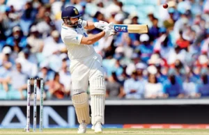 ¡Rohit lo sacó perfectamente! Rohit pulled it perfectly!