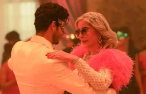 Zeenat Aman elogia la caballería de Ishaan Khatter en el set ‘The Royals’, lo llama una estrella en ascenso Zeenat Aman praises Ishaan Khatter's chivalry on 'The Royals' set, calls him a rising star