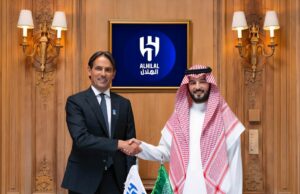 El destino del entrenador del World Soccer Club El destino del entrenador del World Soccer Club