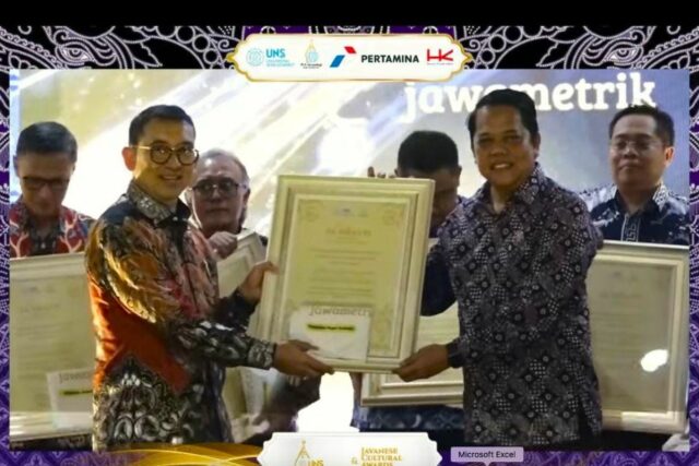 Surabaya State University Rank 2 en UNS Jawametric 2025

