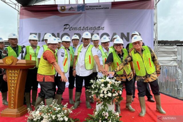 El gobierno de Bogor Regency comenzó la construcción del mercado El gobierno de Bogor Regency comenzó la construcción del mercado popular de Leuwiliang después del incendio en 2023