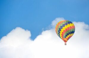 12 ciudadanos indonesios heridos en un accidente de globo de aire turístico en Türkiye 12 ciudadanos indonesios heridos en un accidente de globo de aire turístico en Türkiye