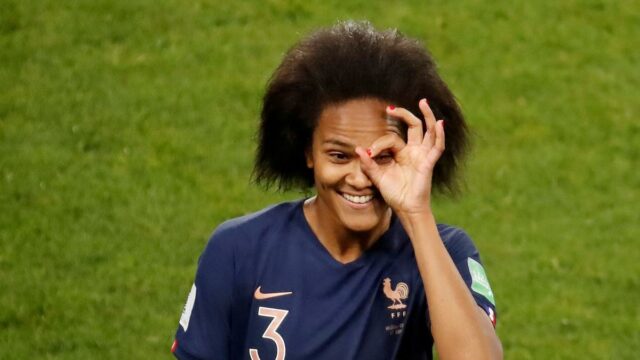 Capitán del tren Renard, el delantero Le Sommer se pierde en el escuadrón Euros de Francia

