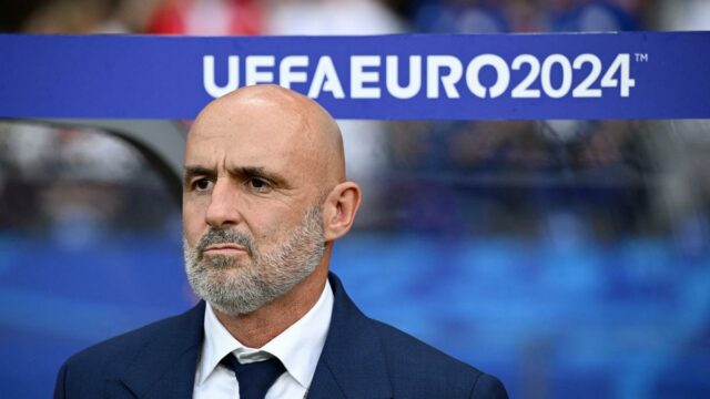 El gerente de Polonia, Probierz, renuncia después de que Lewandowski El gerente de Polonia, Probierz, renuncia después de que Lewandowski se niega a jugar debajo de él