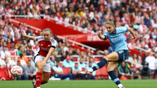 Super League femenina en Inglaterra para expandirse de 12 a 14 equipos

