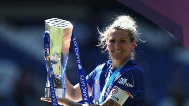 El defensor de Inglaterra, Millie Bright, se retira de la consideración de Euro Squad

