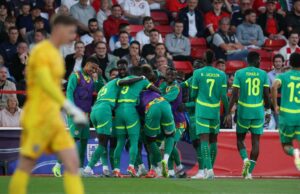 Senegal se convierte en el primer equipo africano en vencer a Inglaterra con una victoria amistosa Senegal se convierte en el primer equipo africano en vencer a Inglaterra con una victoria amistosa