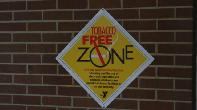 El gobierno provincial de Yakarta alienta el proyecto de regulación regional en cualquier cigarrillo, el destino del vape se ve amenazado

