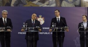 Los líderes de Serbia, Bulgaria, Rumania y Grecia asisten a la Conferencia de prensa conjunta Los líderes de Serbia, Bulgaria, Rumania y Grecia asisten a la Conferencia de prensa conjunta