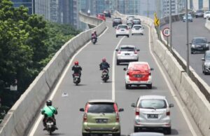 Conductor viral de un automóvil giratorio de motocicleta que se determina que es la dirección del oponente en JLNT Casablanca, es la respuesta policial Conductor viral de un automóvil giratorio de motocicleta que se determina que es la dirección del oponente en JLNT Casablanca, es la respuesta policial