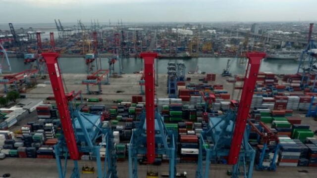 Derechos de rive ri poder cayó, este economista


