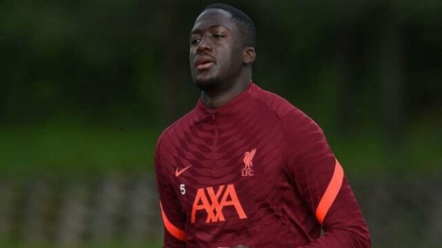 Hay otro defensor del Liverpool que quiere ser desviado por el Real Madrid de forma gratuita

