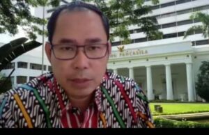 El Ministerio de Asuntos Exteriores de Indonesia pidió la evacuación de los ciudadanos indonesios de Irán dirigido por el suelo El Ministerio de Asuntos Exteriores de Indonesia pidió la evacuación de los ciudadanos indonesios de Irán dirigido por el suelo