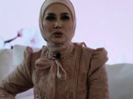 Mulan Jameela estaba bajo la atención de la niña de Al Ghazali, los entusiastas usuarios de Internet

