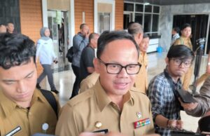 El Ministerio de Asuntos Internos en Información sobre la Isla de Indonesia se vende en línea El Ministerio de Asuntos Internos en Información sobre la Isla de Indonesia se vende en línea