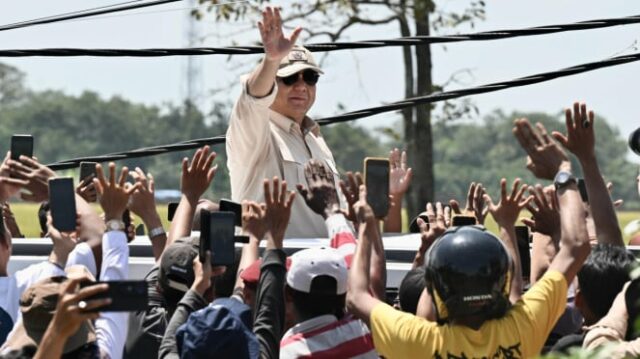 Presiden Prabowo Lakukan Panen Raya di Majalengka