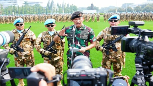 Cientos de ciudadanos indonesios en Irán han sido evacuados hoy a través de Azerbaiyán Bakú, regresando a RI el día después de mañana

