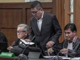 Hasto Kristiytoo presentó a un amigo de la universidad en la Universidad de Defensa como testigo para mitigar

