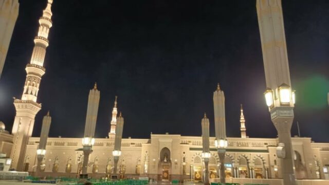 5 puntos estratégicos y 6 consejos importantes para una adoración cómoda en la mezquita de Nabawi

