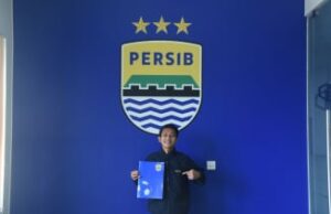Rumores de transferencia: Persebaya es detrás de los jugadores que juegan en España Pemain Persib Bandung, Beckham Putra Nugraha perpanjang kontrak bersama Persib hingga 2028