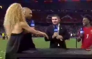 Viral, momento Khabib Nurmagomedov se niega a Salaman con mujeres en la final de la Liga de Campeones Viral, Momen Khabib Nurmagomedov Tolak Salaman dengan Wanita di Final Liga Champions