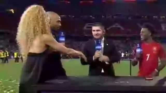 Viral, Momen Khabib Nurmagomedov Tolak Salaman dengan Wanita di Final Liga Champions