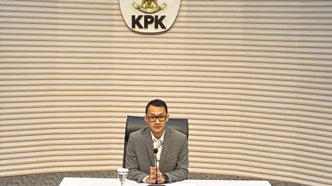 Pregunte a PPDB 2025-2026 supervisado, el KPK revela una serie de prácticas de corrupción en el entorno educativo

