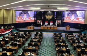 Facción Gerindra Yakarta ofreció a los jóvenes del cuartel militar Facción Gerindra Yakarta ofreció a los jóvenes del cuartel militar