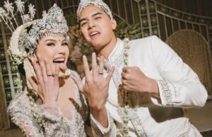 El Rumi conoció a Rizky Nazar, Ahmad Dhani Bahagia Maia Estianty obtuvo un mejor esposo El Rumi conoció a Rizky Nazar, Ahmad Dhani Bahagia Maia Estianty obtuvo un mejor esposo