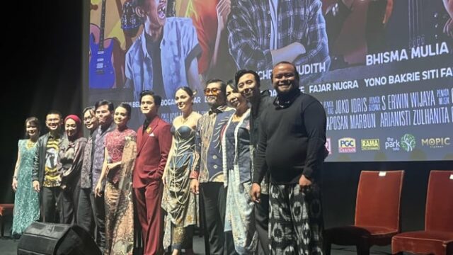 Michelle Ziudith hizo su debut para ser cantante de Dangdut Michelle Ziudith hizo su debut para ser cantante de Dangdut Koplo en la película Angel Pol, ¡sorpresa!