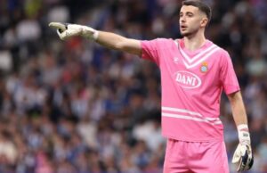 Terrible, el nuevo portero de Barcelona fue aterrorizado después de mudarse de Espanyol Terrible, el nuevo portero de Barcelona fue aterrorizado después de mudarse de Espanyol