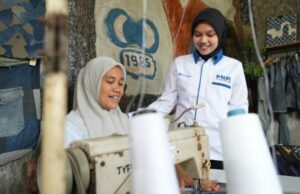 60 kg de jeans desbloqueando empleados de PNM, transformados en modo genial por los clientes de PNM Mekaar 60 kg de jeans desbloqueando empleados de PNM, transformados en modo genial por los clientes de PNM Mekaar