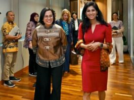 Sri Mulyani conoció a los funcionarios del FMI, discutir los trastornos económicos mundiales

